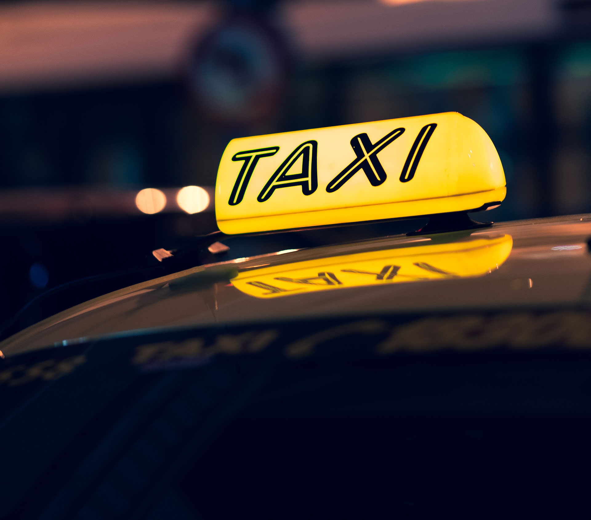 CHICAGO TAXICAB ACCIDENT INJURY LAWYERS