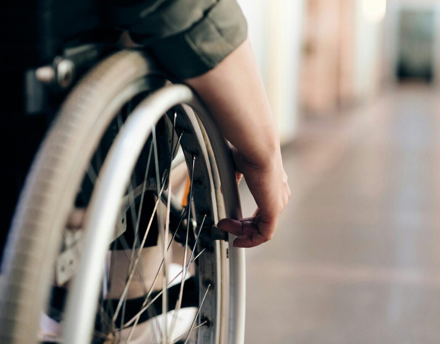 Wheelchair illustrating recoverable damages after an auto collision, including disability.